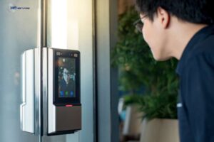 Solución de verificación de identidad para hoteles con biometría